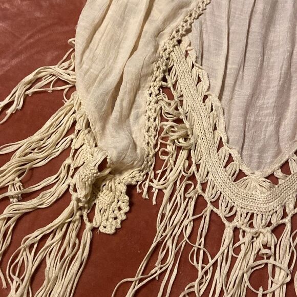 Boho Chic Crotchet Fringe Cover up Large Festival Attite - Picture 2 of 9